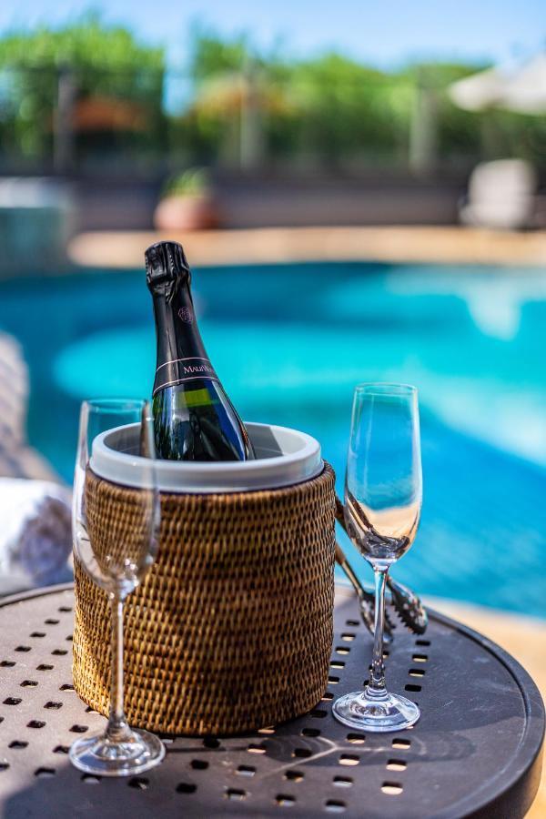 Noahs Hideaway Luxury B&B ラハイナ エクステリア 写真