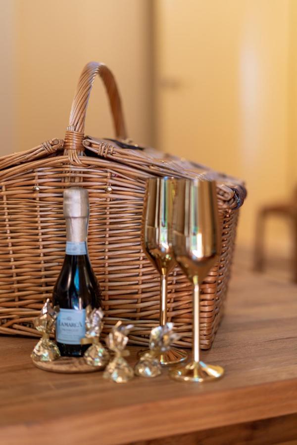 Noahs Hideaway Luxury B&B ラハイナ エクステリア 写真