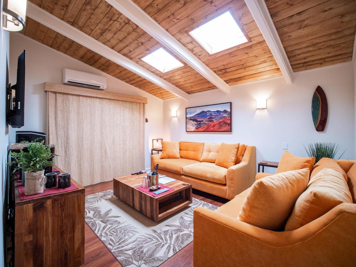 Noahs Hideaway Luxury B&B ラハイナ エクステリア 写真